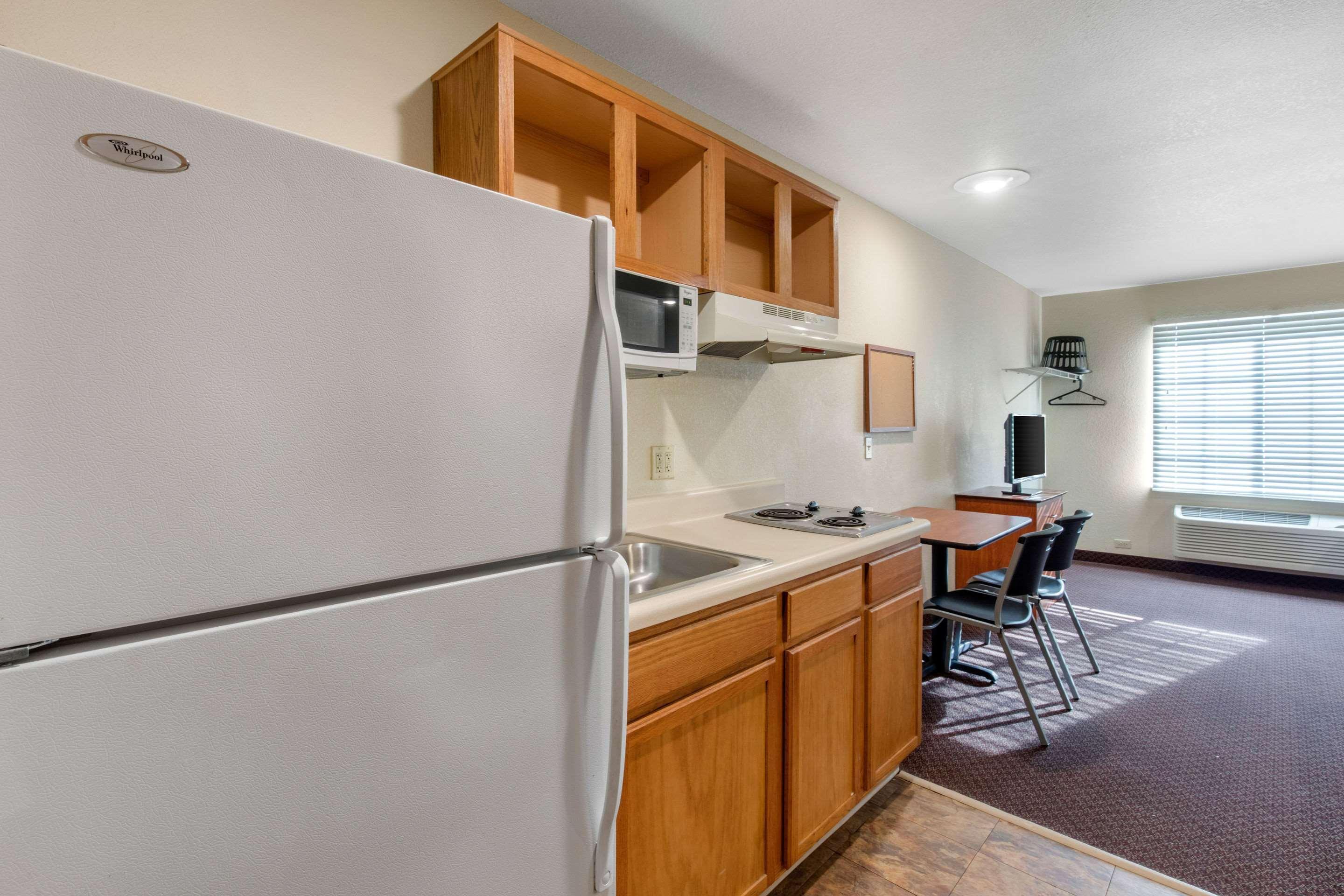 Suburban Studios Huntsville University Area Luaran gambar
